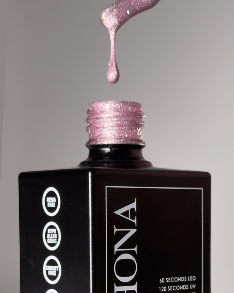 Cat_Eye_Gel_Polish_-_Luna_Dust